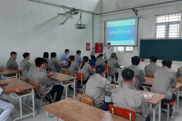 Students at the opening ceremony of Automotive repair class