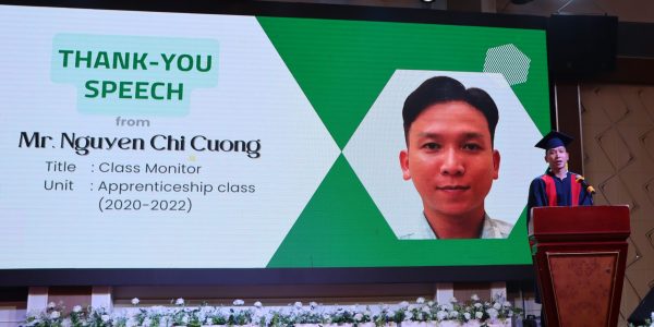 Mr Nguyen Chi Cuong – the representative of K13 Metal Cutting – delivered his thank-you speech